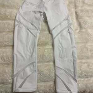 Lululemon cropped leggings size 4